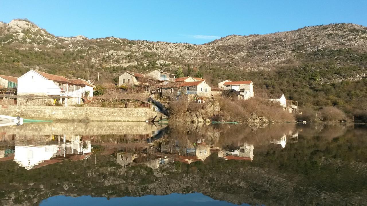 Lake House Puro Villa Dodosi Kültér fotó