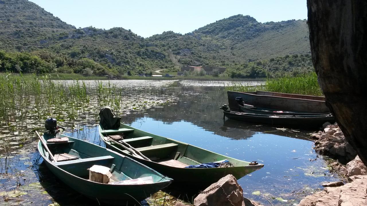 Lake House Puro Villa Dodosi Kültér fotó