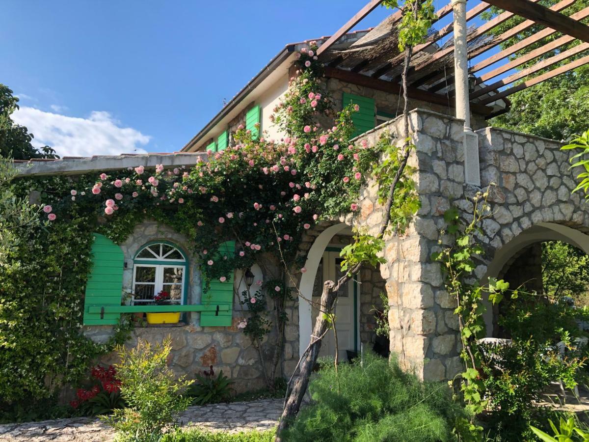 Lake House Puro Dodoši Kültér fotó